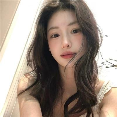 阳光下的影子